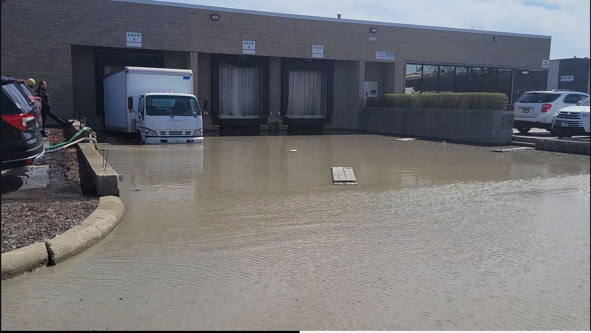 Time-sensitive projects and unexpected site conditions demand immediate action. Our emergency utility locating services deliver rapid, on-site response for urgent excavations, system failures, or repair operations.