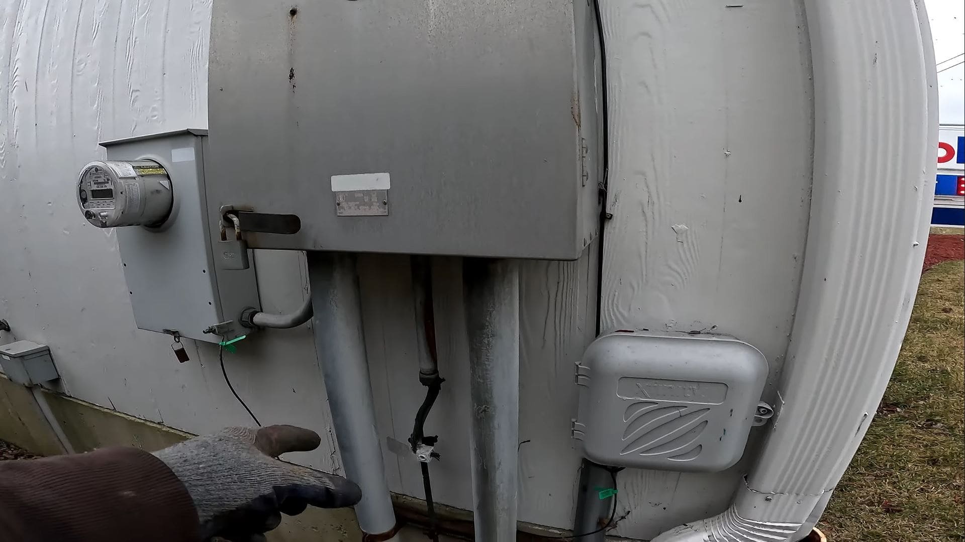 Private underground utilities are the property owner’s responsibility, not public services. These include lines such as gas, electric, and fiber optic that run from the main connection to specific parts of your property.